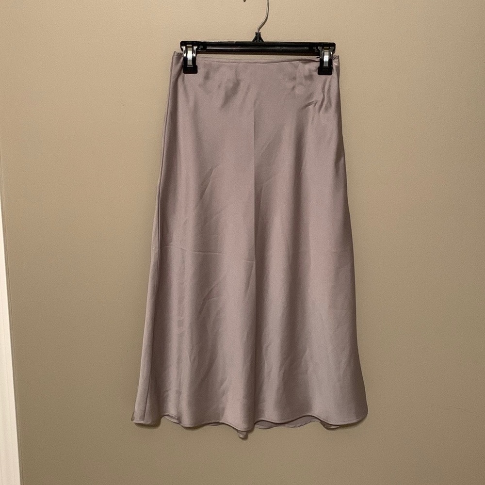 Never worn Abercrombie silver mid length skirt